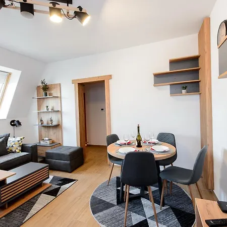 Apartment Sisarka Divcibare